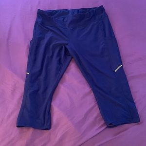 Blue athletic leggings